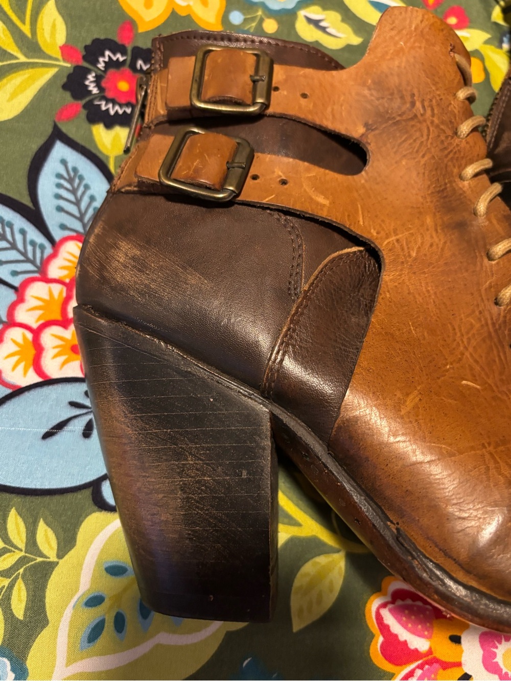freebird Malry Two-Tone Brown Lace-Up & Buckle Ankle Booties - Picture 2 of 8